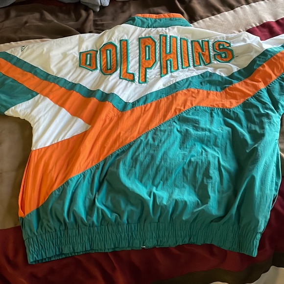 Vintage dolphins zip up jacket - Picture 2 of 2